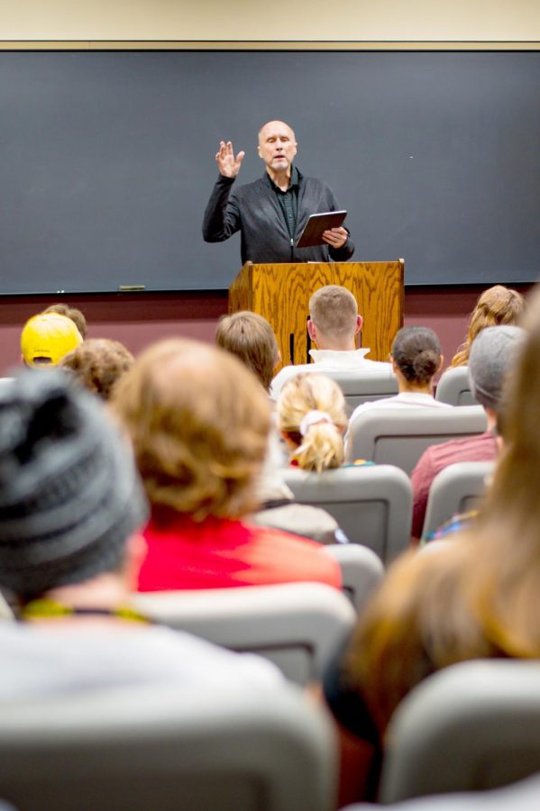 Professors connection helps bring Pulitzer Prize winner to campus