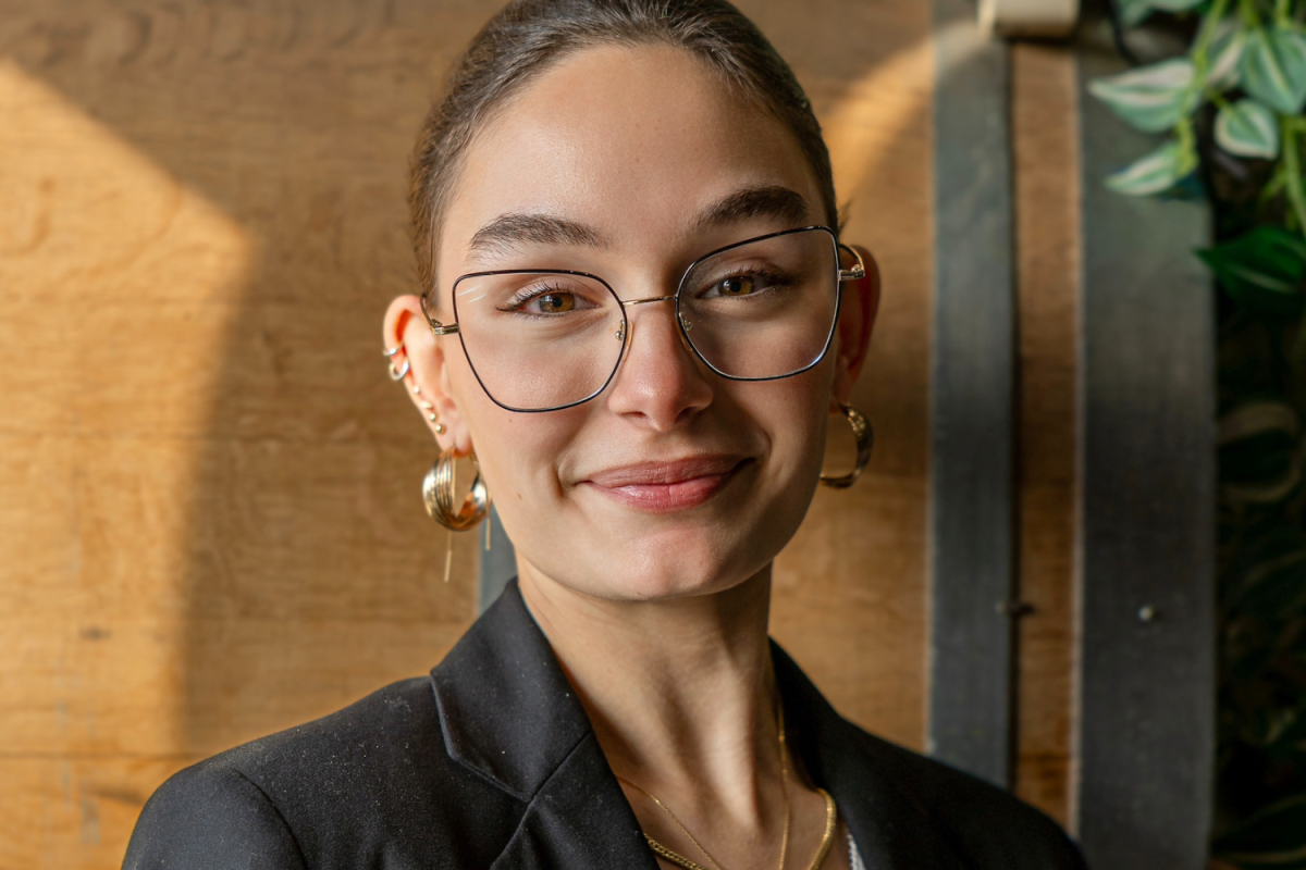 Headshot of Berta Gashi, senior IB and business administration double major.